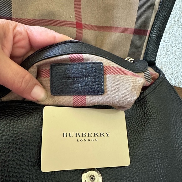 BURBERRY Black Leather Saddle Bag - AUTHENTIC - Picture 7 of 13